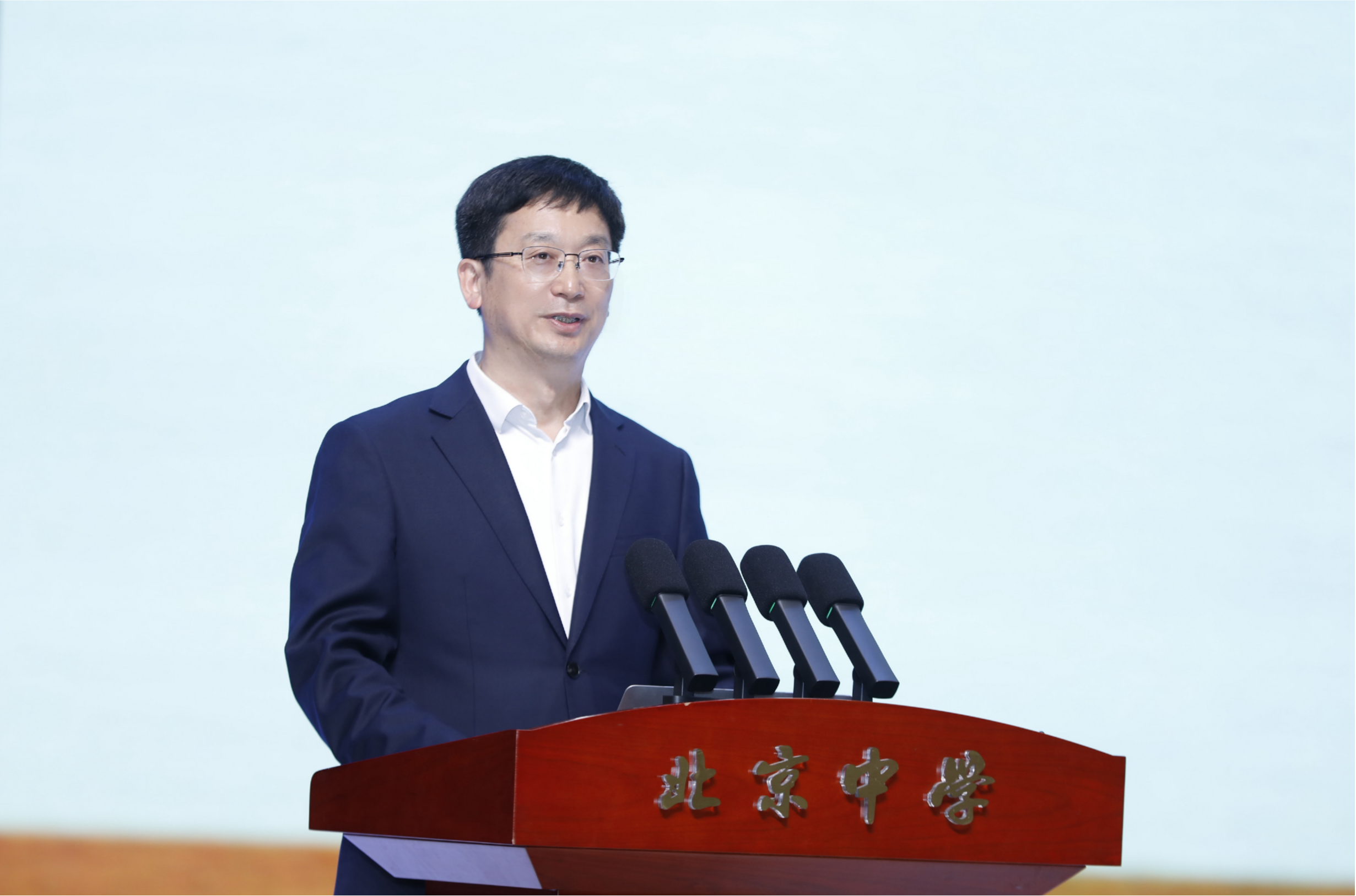 4夏青峰汇报.png